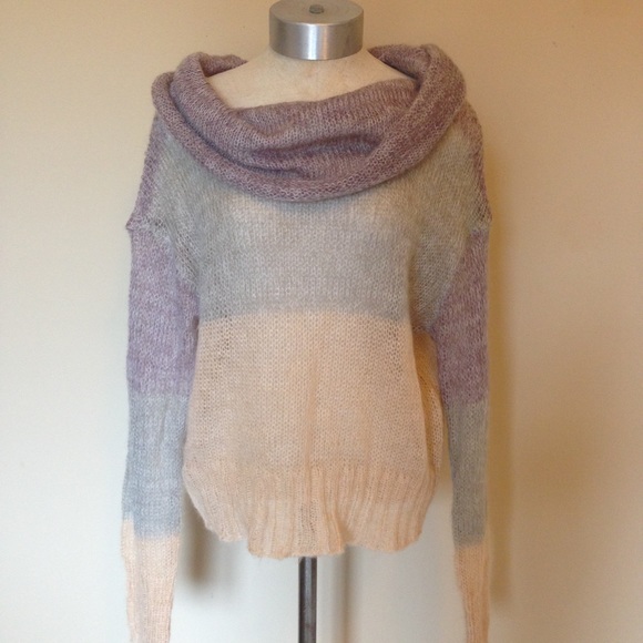 Anthropologie Sweaters - Anthropologie knitted and knotted melting blocks